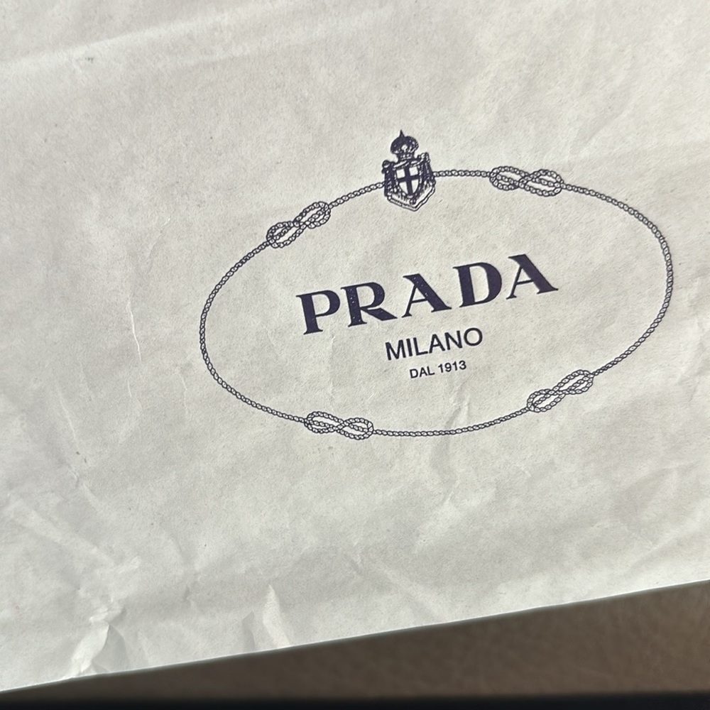 Prada Pink Continental Leather Wallet GREAT PRICE treat yourself - Picture 5 of 7